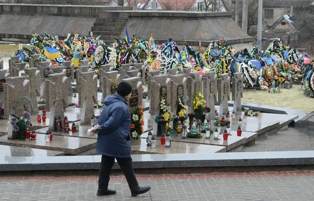 Львів’яни віддали шану воїнам УГА та новітнім героям України (Фоторепортаж) + (Відео) — фото 2