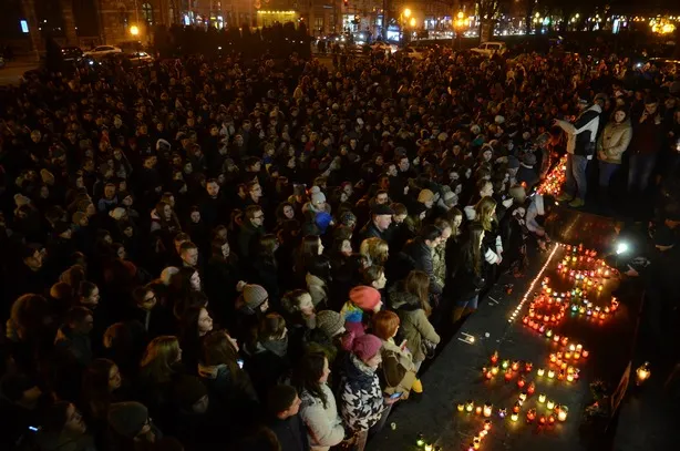 Понад тисячу львів’ян вшанувати пам’ять лідера гурту «Скрябін» Андрія Кузьменка (Фоторепортаж) + (Відео) — фото 3