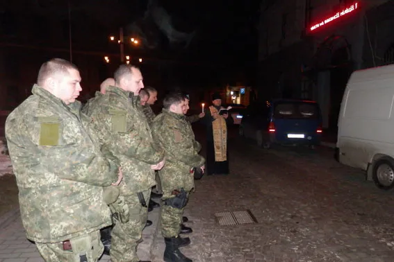 Зі Львова у зону АТО виїхав зведений загін працівників ДСБЕЗ (фото) — фото 2
