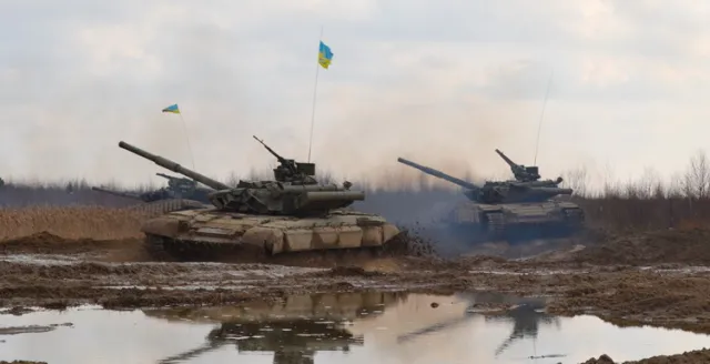 На Львівщині стріляють «Гради» (фоторепортаж) — фото 13
