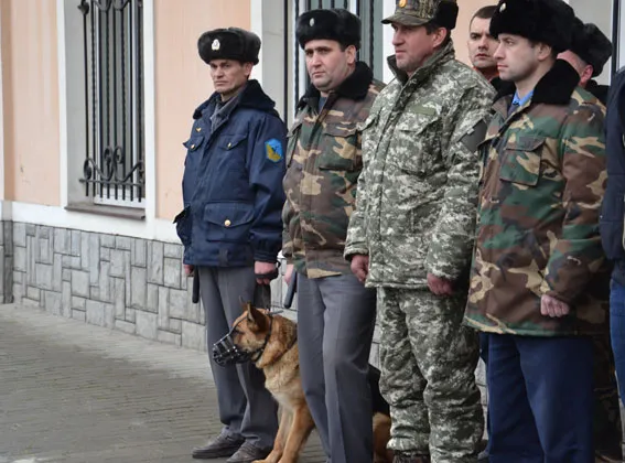 У Львові на станції Підзамче шукали вибухівку (фоторепортаж) + (відео) — фото 1
