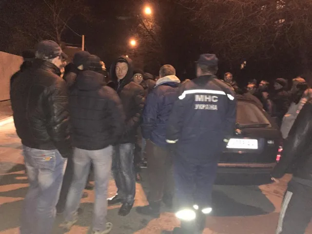 У Львові за кермом автомобіля заснув нетверезий водій (фото) + (відео) — фото 4