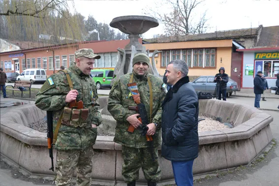 У зону АТО відправилися 63 міліціонери з Львівщини (фото) — фото 4