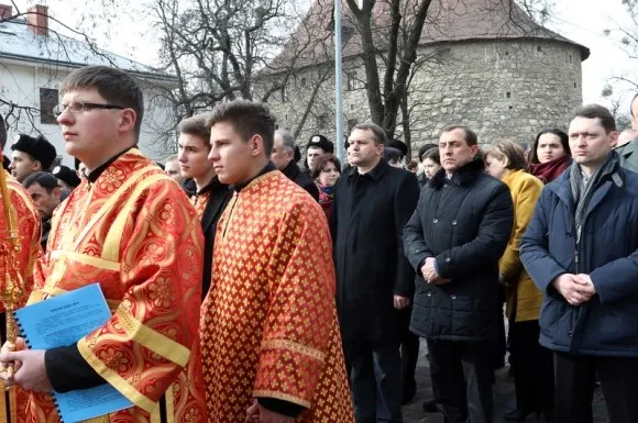 Львовом пройшла традиційна молитовна Хресна хода (фото) + (відео) — фото 1