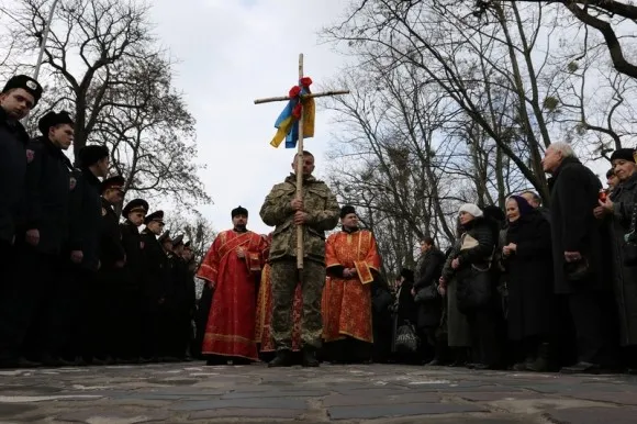 Львовом пройшла традиційна молитовна Хресна хода (фото) + (відео) — фото 2