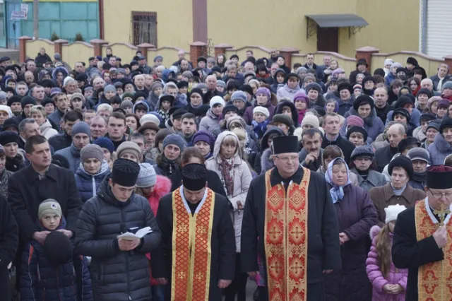 Яворів Хресну ходу присвятив миру та щасливому поверненню бійців з війни (фото) — фото 1