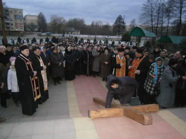 Яворів Хресну ходу присвятив миру та щасливому поверненню бійців з війни (фото) — фото 3