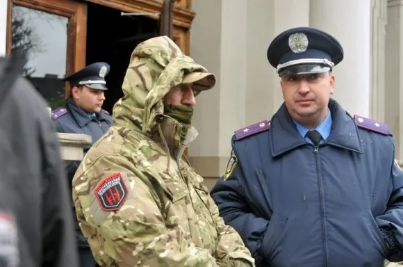 «Правий сектор» передав своє звернення до Президента (фото) — фото 8