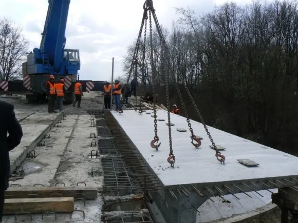 Введення в експлуатацію Скнилівського мосту планується в кінці червня (фото) — фото 4