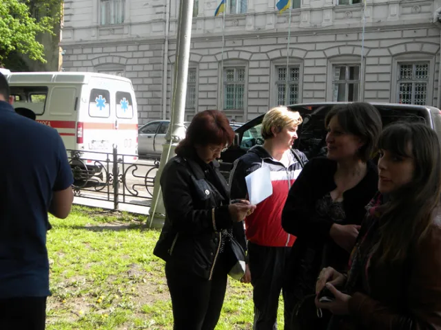 Родичі бійців 24-ї механізованої бригади вимагають демобілізації (фото) + (відео) — фото 3