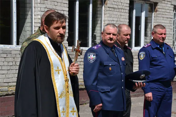 Загін львівських правоохоронців вирушив на ротацію у зону АТО (фото) — фото 2