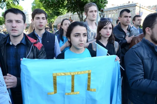У Львові відбувся траурний мітинг до 71-ї річниці депортації кримськотатарського народу (фото) — фото 7