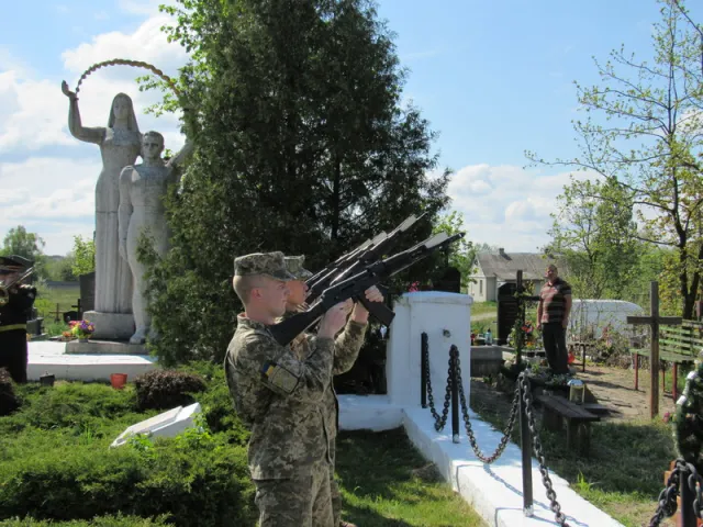 Перепоховання бійців що загинули на Львівщині в часи Першої та Другої світових війн — фото 1